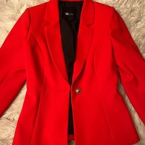 Red hot blazer 🔥